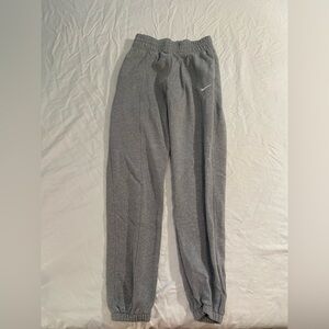 Women’s Nike Grey Sweatpants Size XS